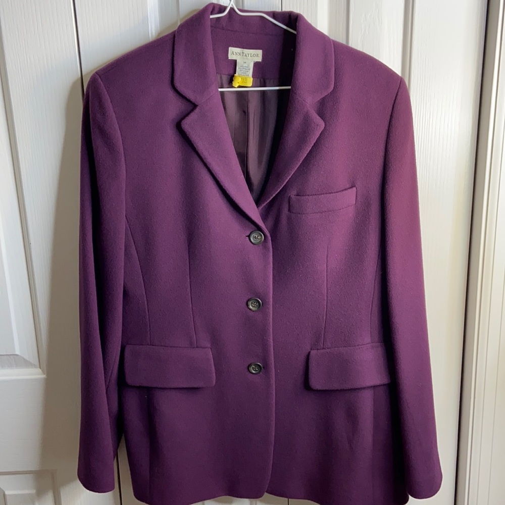 Ann Taylor size 14 purple wool and cashmere blend jacket three front pockets